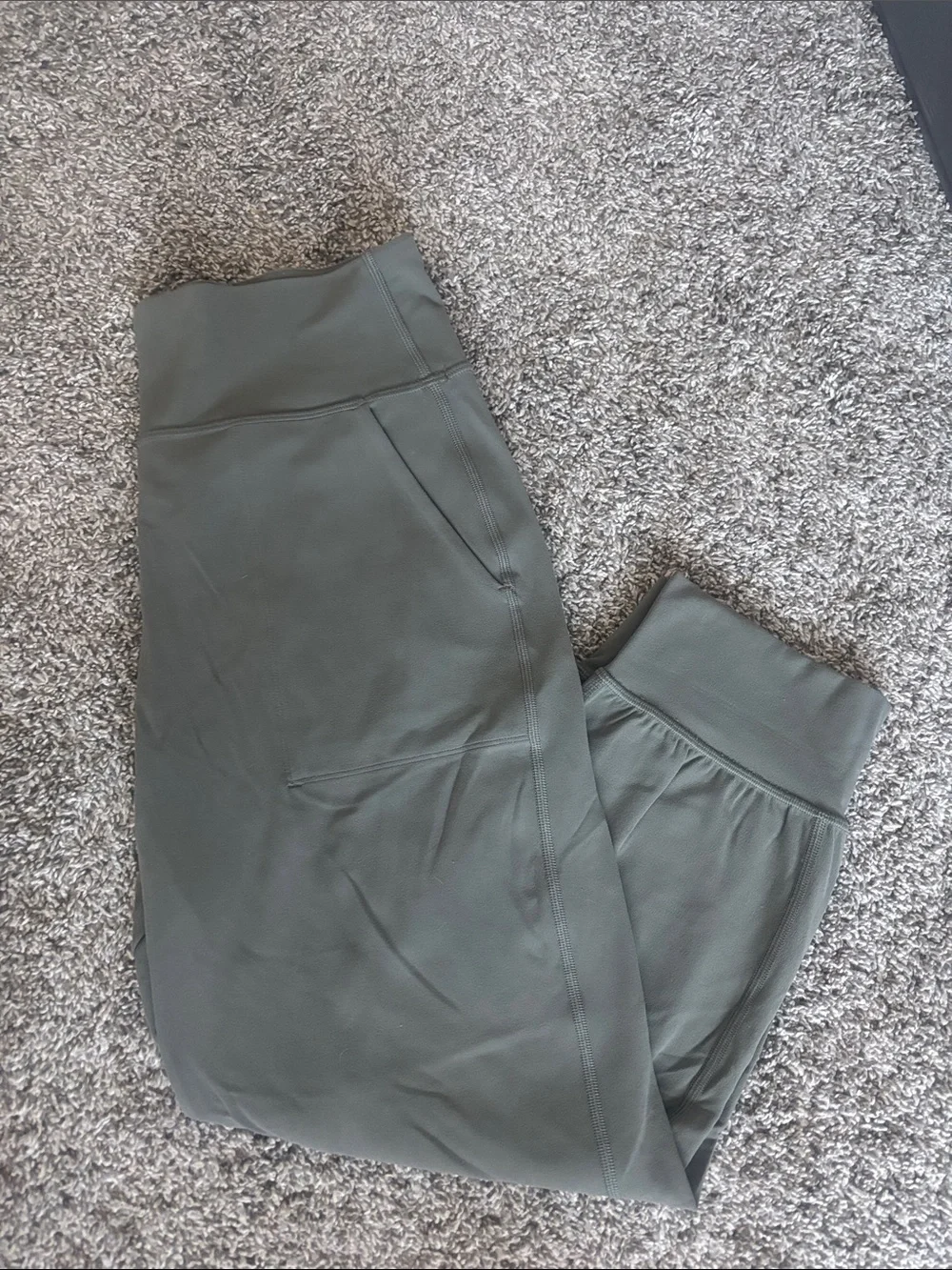 lululemon athletica Olive Green legging Joggers